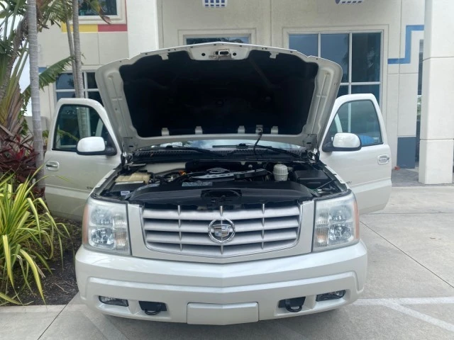 2003 Cadillac Escalade & EXT 2nd Gen - Image 18 of 21