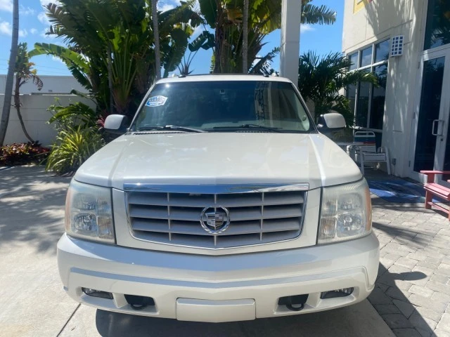 2003 Cadillac Escalade & EXT 2nd Gen - Image 3 of 21