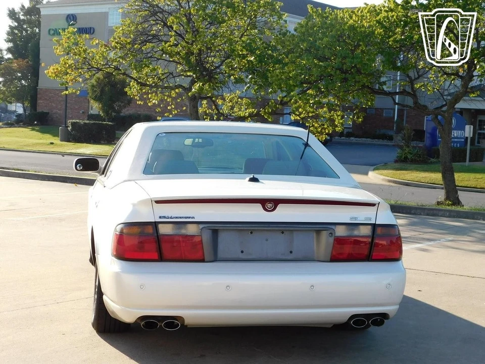 2003 Cadillac Seville - Image 10 of 12