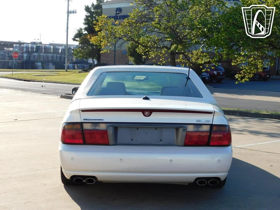 2003 Cadillac Seville - Image 11 of 12