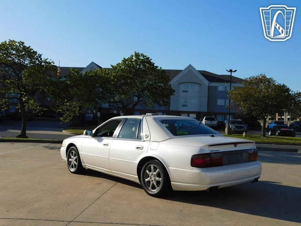 2003 Cadillac Seville - Image 8 of 12