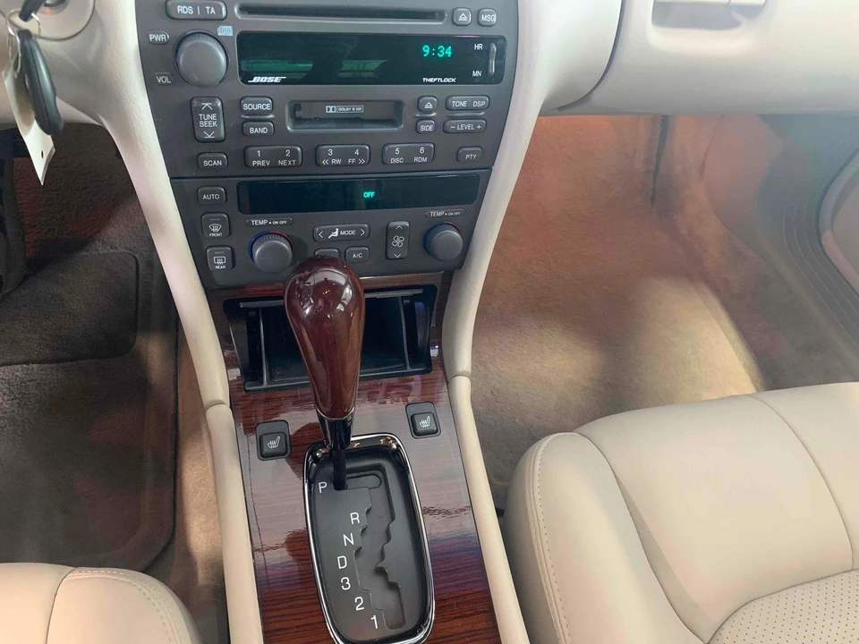 2003 Cadillac Seville - Image 23 of 31