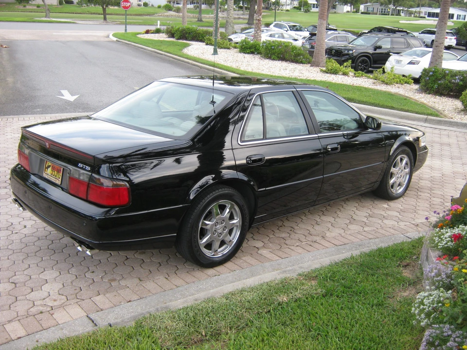 2003 Cadillac Seville - Image 12 of 31