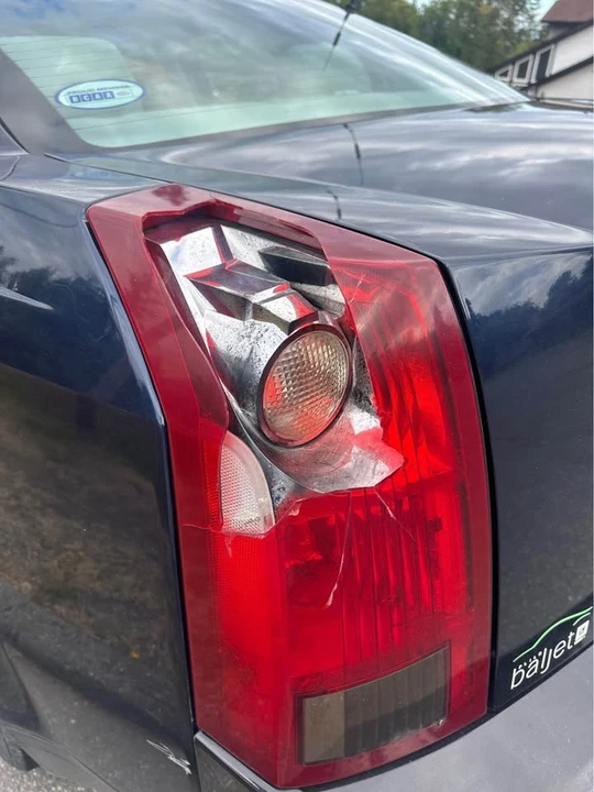 2003 Cadillac CTS 1st Gen - Image 7 of 17