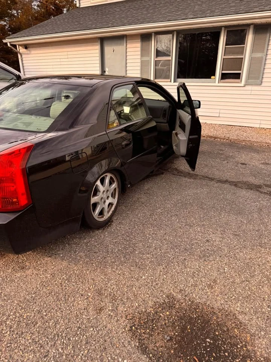 2003 Cadillac CTS 1st Gen - Image 5 of 6