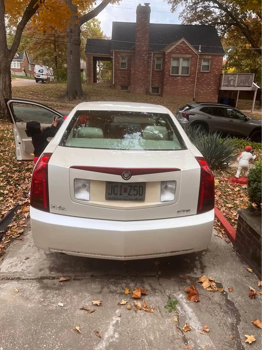2003 Cadillac CTS 1st Gen - Image 8 of 13