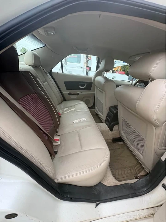 2003 Cadillac CTS 1st Gen - Image 10 of 12