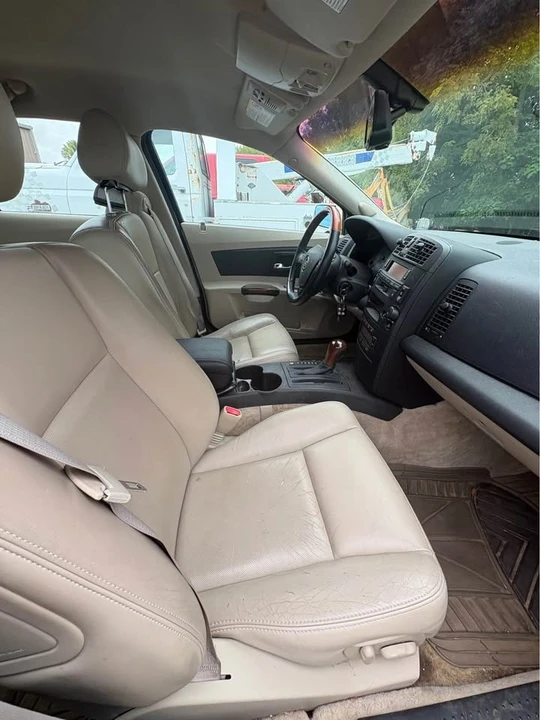 2003 Cadillac CTS 1st Gen - Image 9 of 12