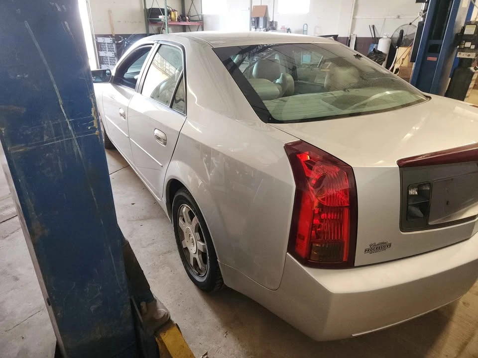 2003 Cadillac CTS 1st Gen - Image 11 of 12