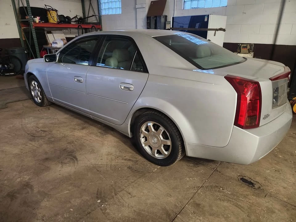 2003 Cadillac CTS 1st Gen - Image 9 of 12
