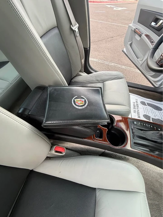 2003 Cadillac CTS 1st Gen - Image 10 of 11
