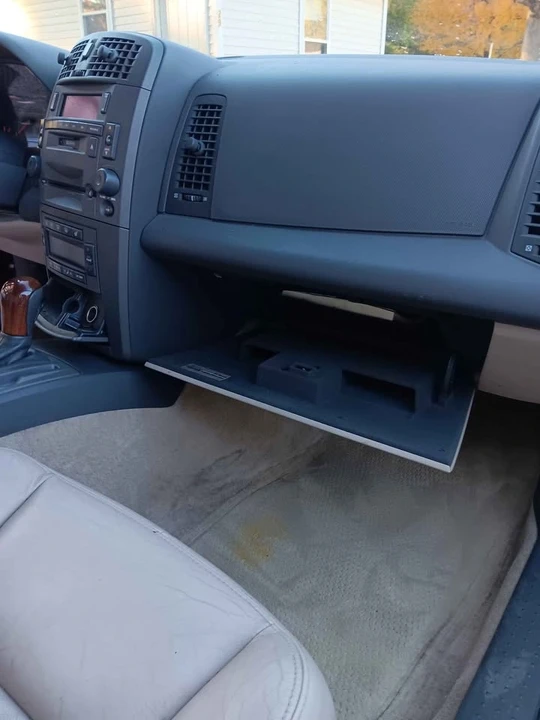 2003 Cadillac CTS 1st Gen - Image 14 of 17