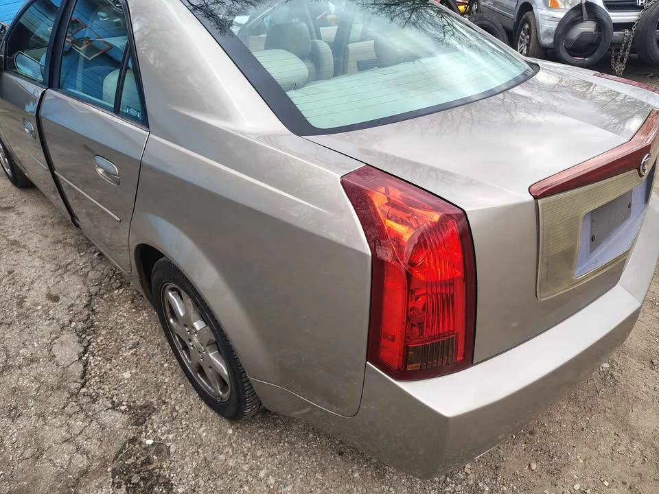 2003 Cadillac CTS 1st Gen - Image 5 of 8