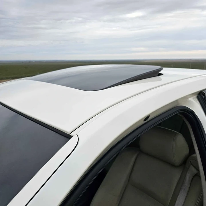 2003 Cadillac CTS 1st Gen - Image 9 of 15