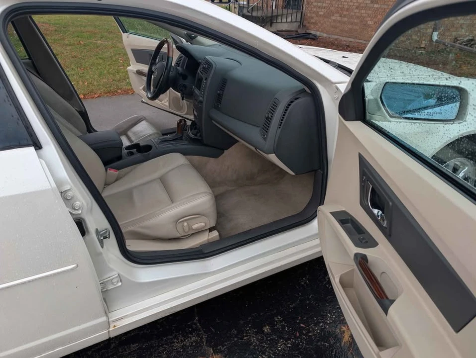 2003 Cadillac CTS 1st Gen - Image 6 of 12