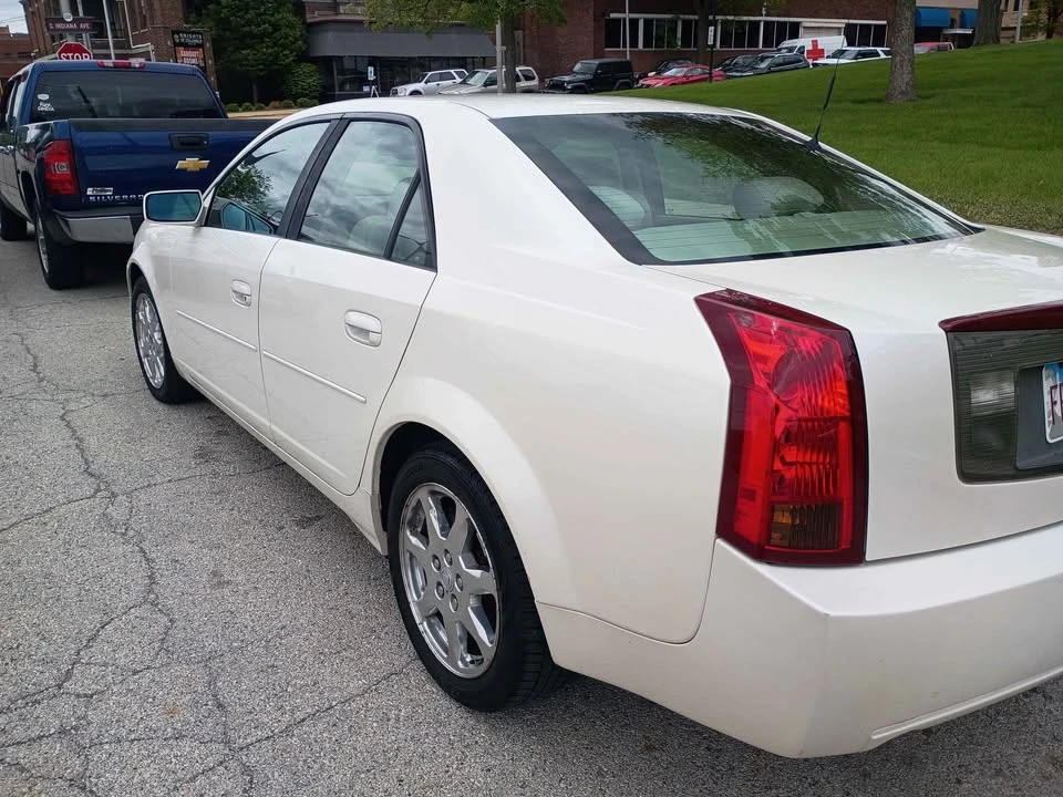 2003 Cadillac CTS 1st Gen - Image 4 of 8