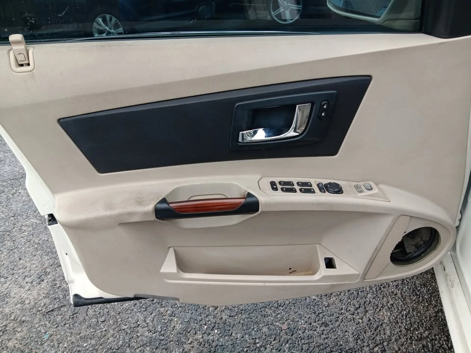 2003 Cadillac CTS 1st Gen - Image 9 of 14