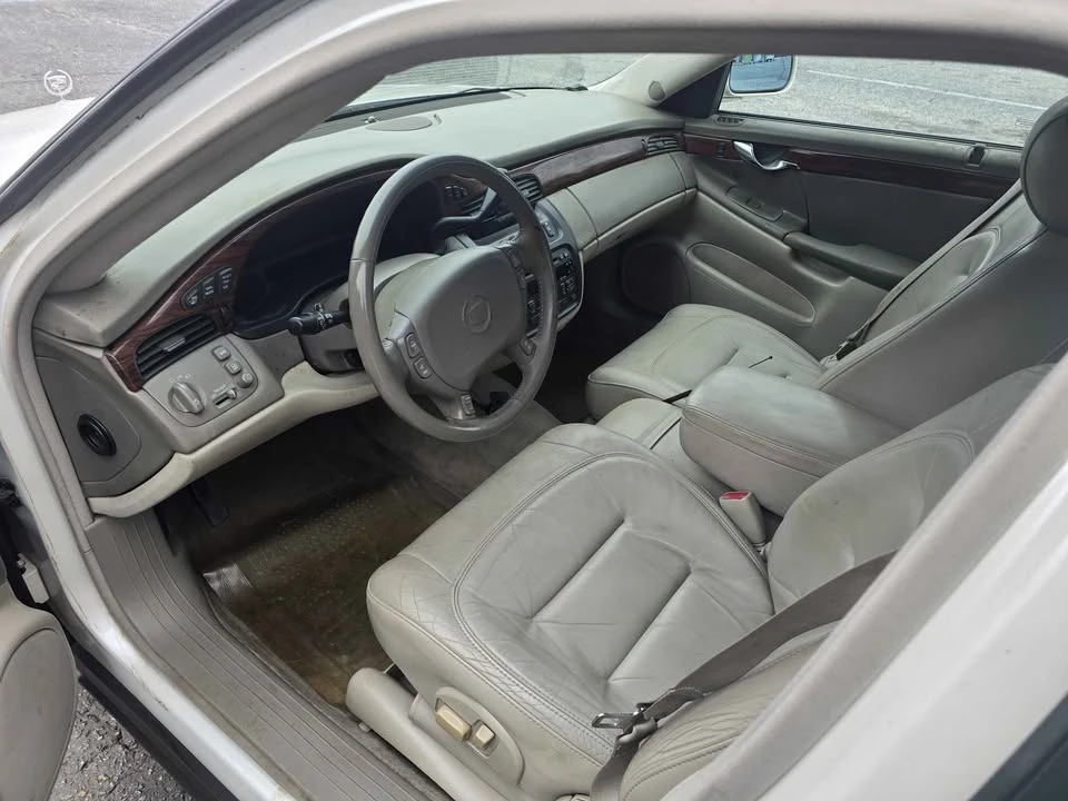 2003 Cadillac DeVille 8th Gen - Image 3 of 4