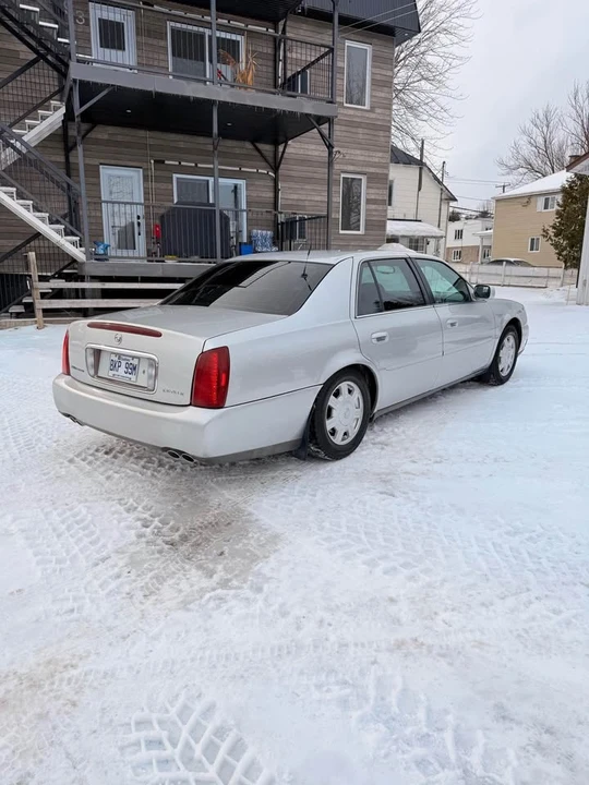 2003 Cadillac DeVille 8th Gen - Image 3 of 8