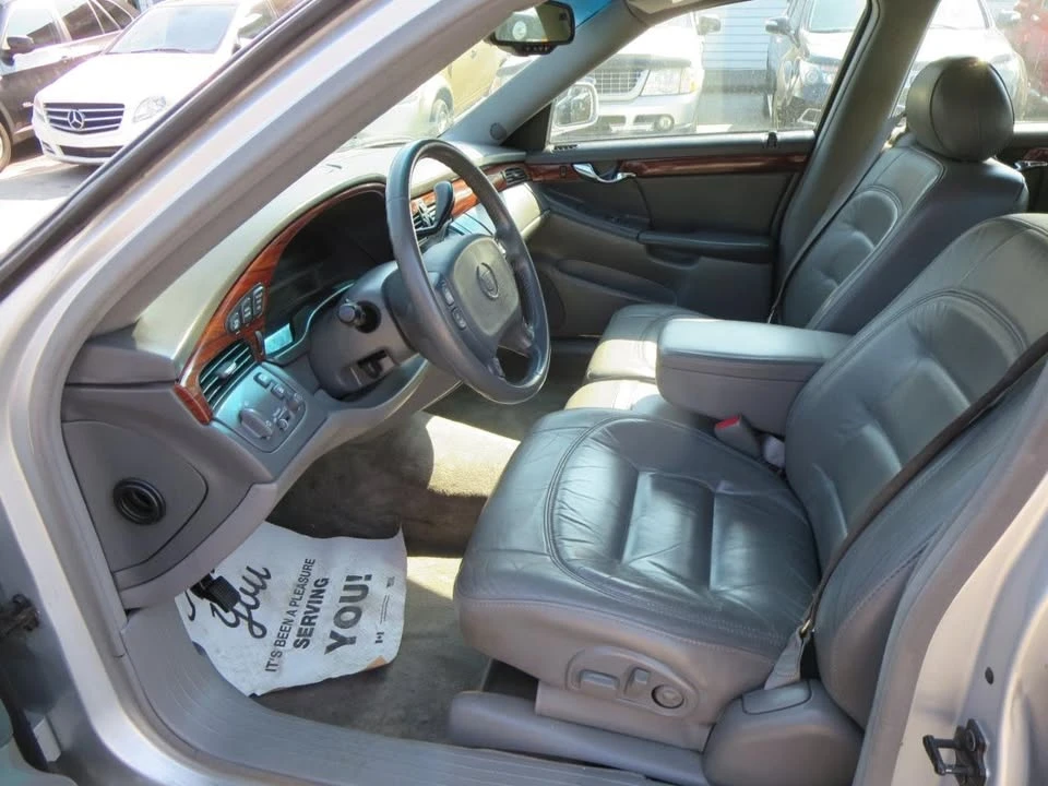 2003 Cadillac DeVille 8th Gen - Image 5 of 11