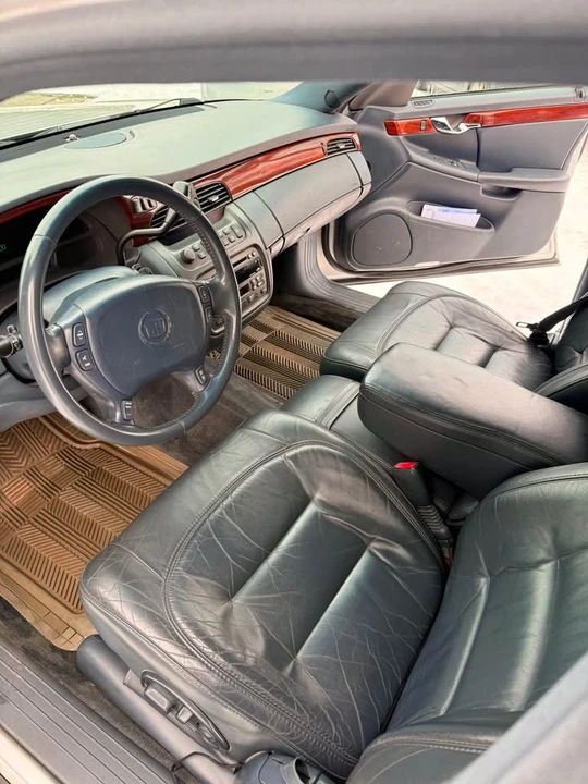 2003 Cadillac DeVille 8th Gen - Image 5 of 8