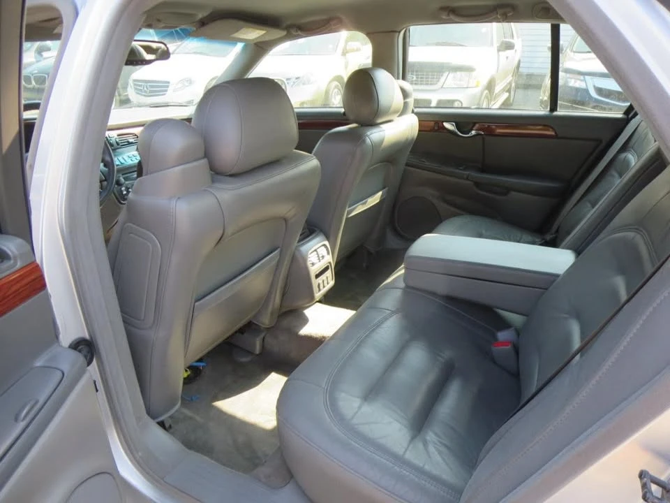 2003 Cadillac DeVille 8th Gen - Image 8 of 11
