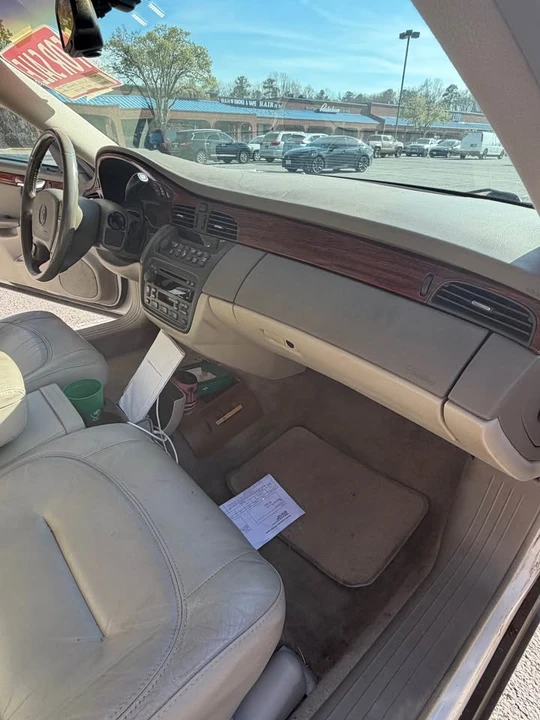 2003 Cadillac DeVille 8th Gen - Image 6 of 13