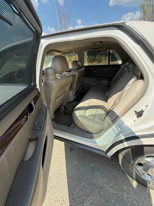 2003 Cadillac DeVille 8th Gen - Image 6 of 9