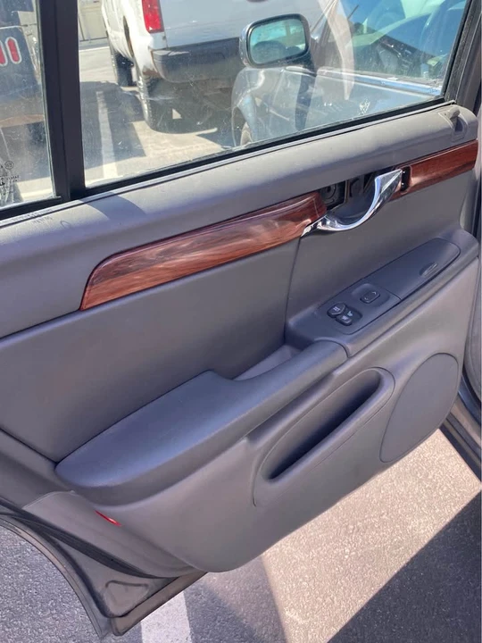 2003 Cadillac DeVille 8th Gen - Image 5 of 9
