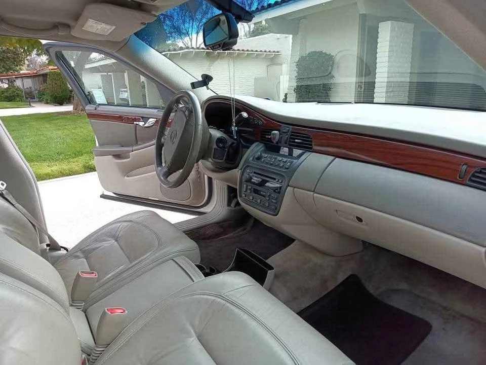 2003 Cadillac DeVille 8th Gen - Image 6 of 11