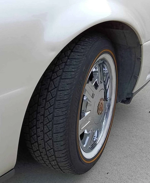 2003 Cadillac DeVille 8th Gen - Image 5 of 11