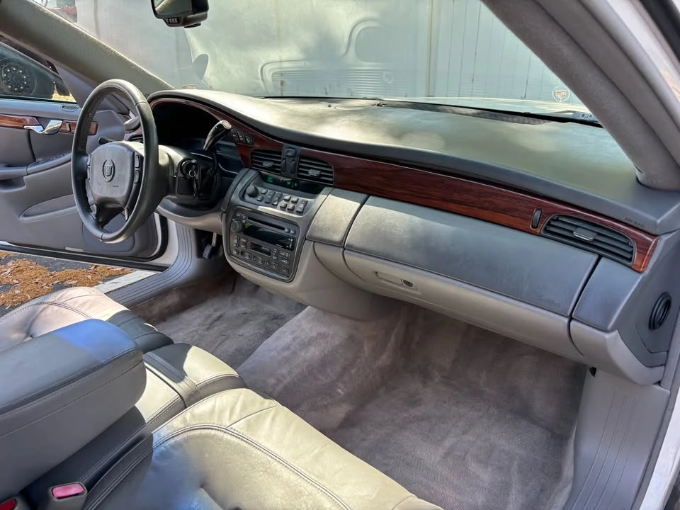 2003 Cadillac DeVille 8th Gen - Image 9 of 18