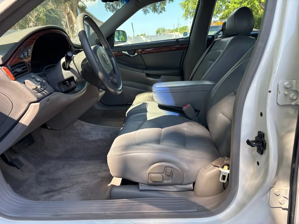 2003 Cadillac DeVille 8th Gen - Image 16 of 18