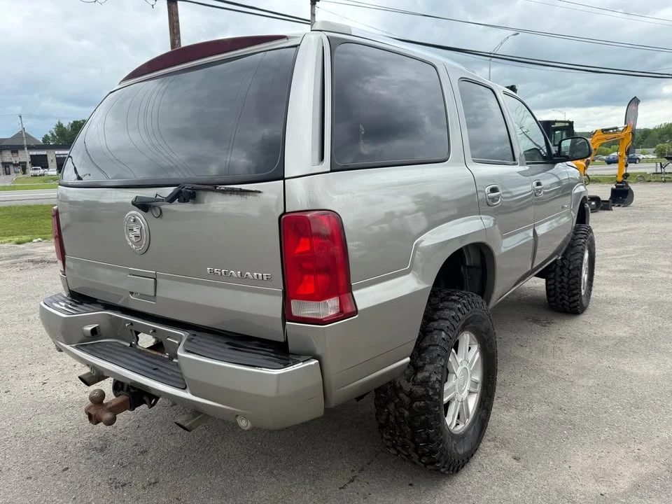 2003 Cadillac Escalade & EXT 2nd Gen - Image 9 of 14