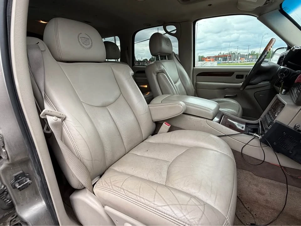2003 Cadillac Escalade & EXT 2nd Gen - Image 14 of 14