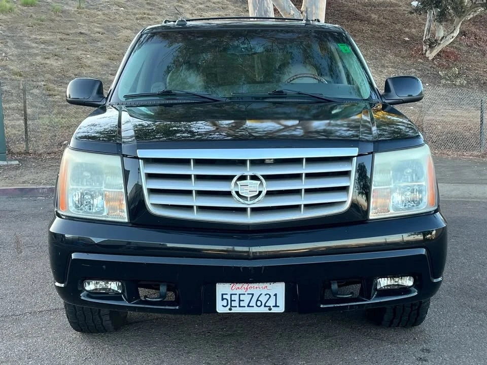 2003 Cadillac Escalade & EXT 2nd Gen - Image 2 of 20