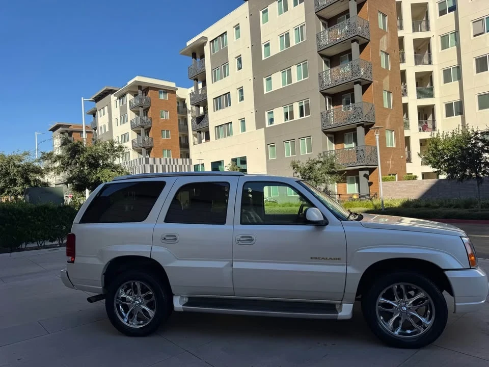 2003 Cadillac Escalade & EXT 2nd Gen - Image 5 of 20