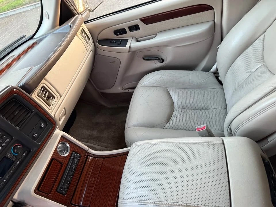 2003 Cadillac Escalade & EXT 2nd Gen - Image 13 of 15