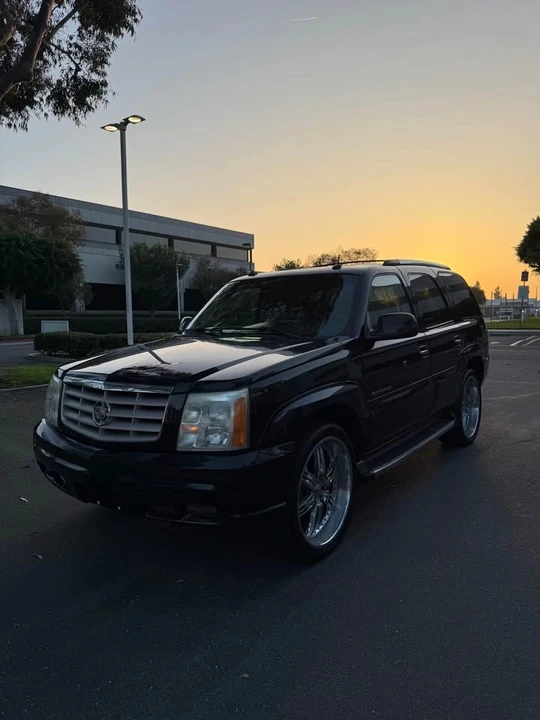 2003 Cadillac Escalade & EXT 2nd Gen - Image 9 of 15
