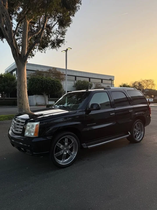 2003 Cadillac Escalade & EXT 2nd Gen - Image 8 of 15