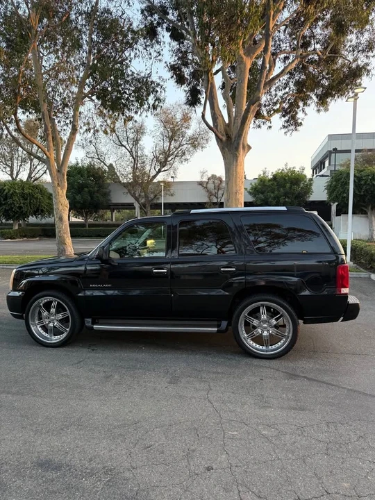 2003 Cadillac Escalade & EXT 2nd Gen - Image 7 of 15