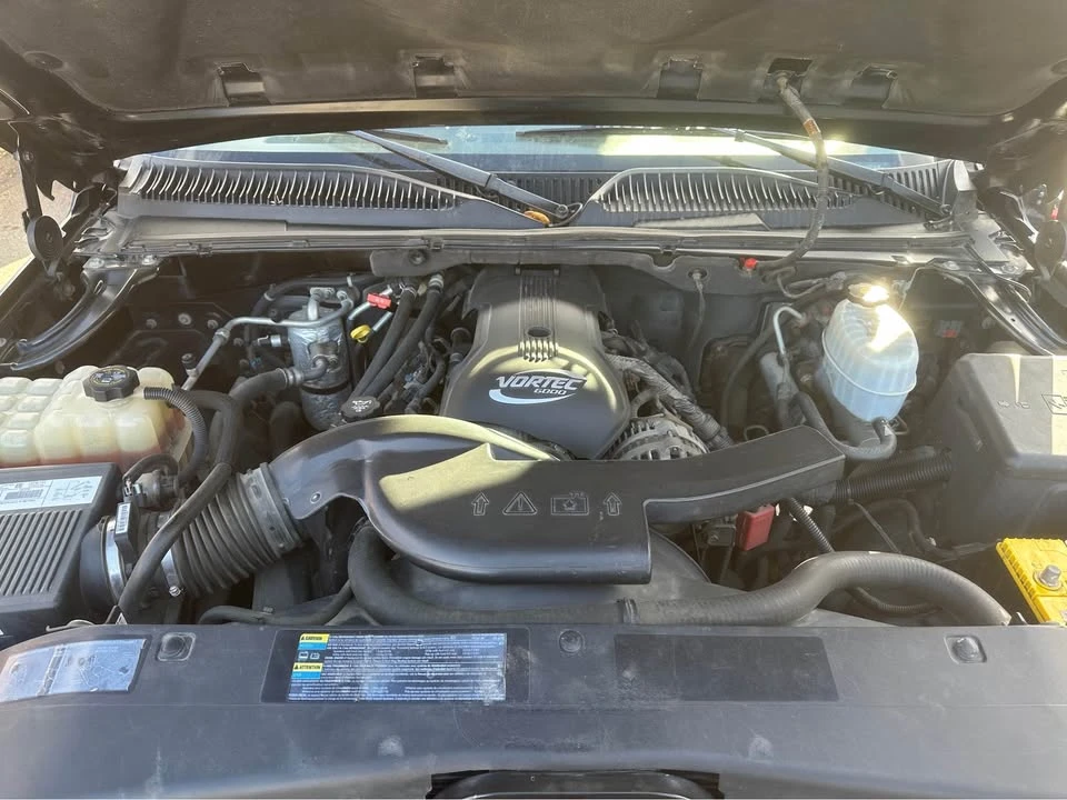 2003 Cadillac Escalade & EXT 2nd Gen - Image 6 of 6