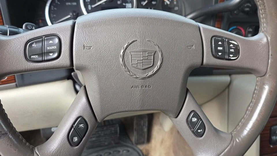 2003 Cadillac Escalade & EXT 2nd Gen - Image 11 of 18