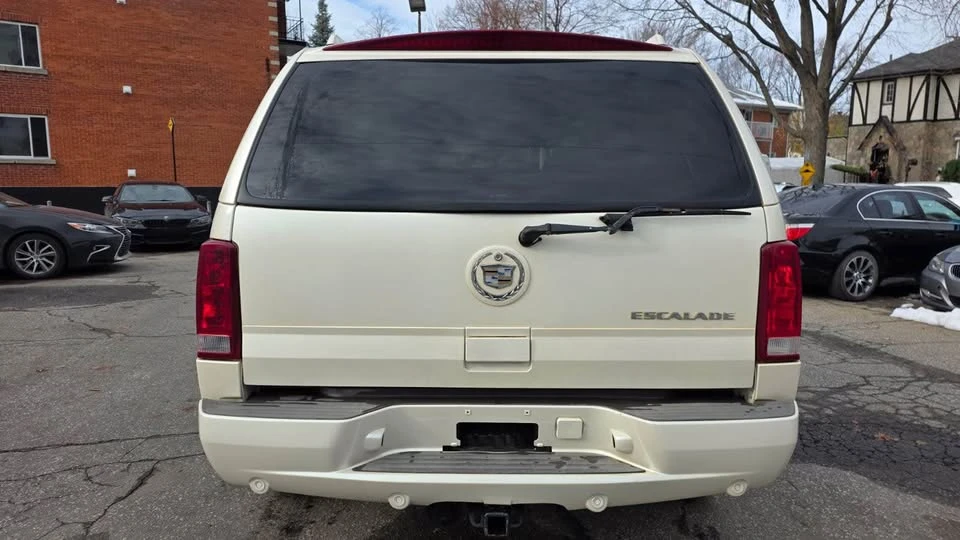 2003 Cadillac Escalade & EXT 2nd Gen - Image 4 of 18