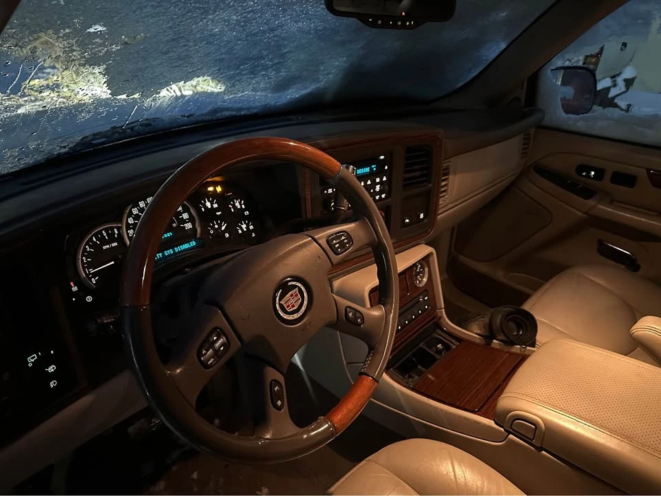 2003 Cadillac Escalade & EXT 2nd Gen - Image 8 of 15