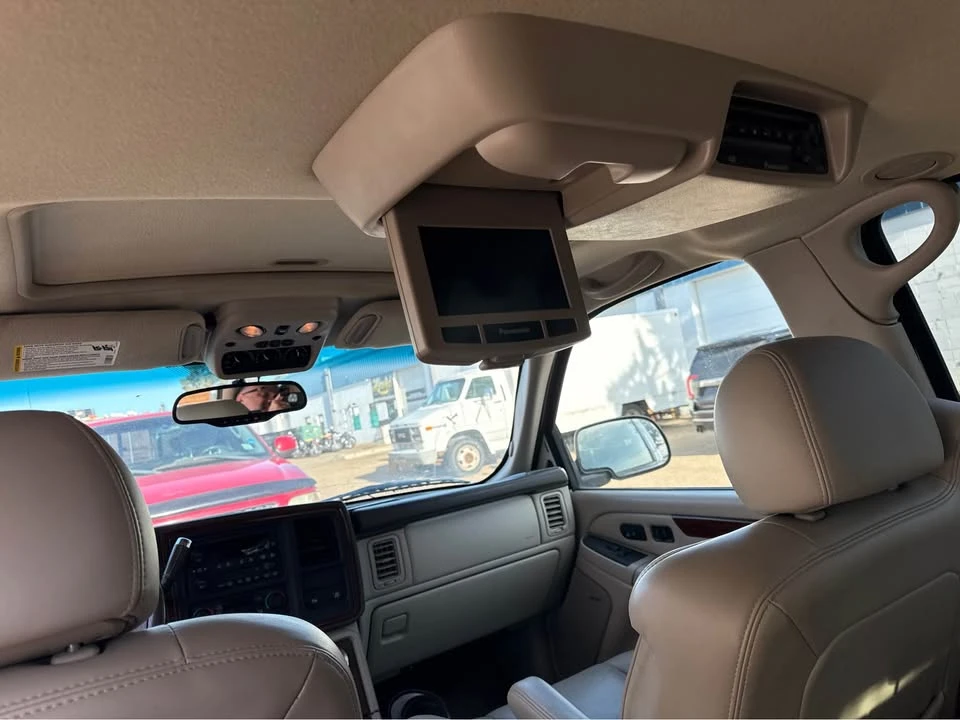 2003 Cadillac Escalade & EXT 2nd Gen - Image 3 of 15