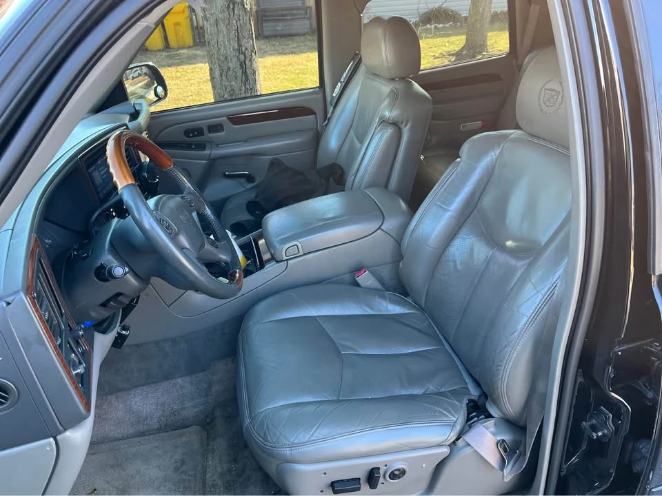 2003 Cadillac Escalade & EXT 2nd Gen - Image 11 of 20