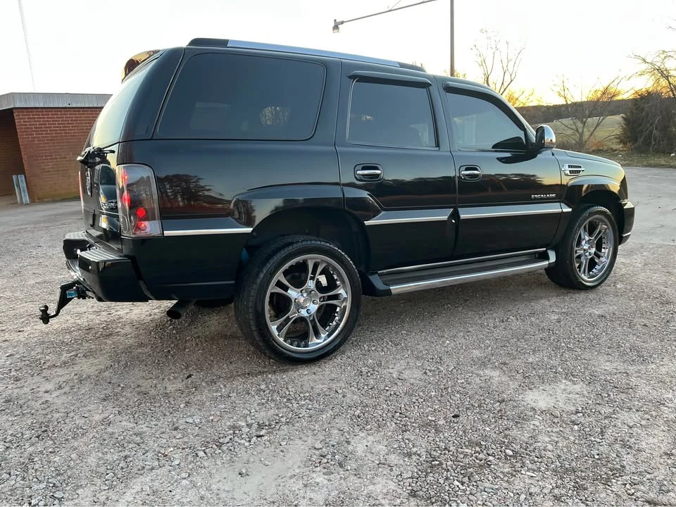 2003 Cadillac Escalade & EXT 2nd Gen - Image 3 of 20