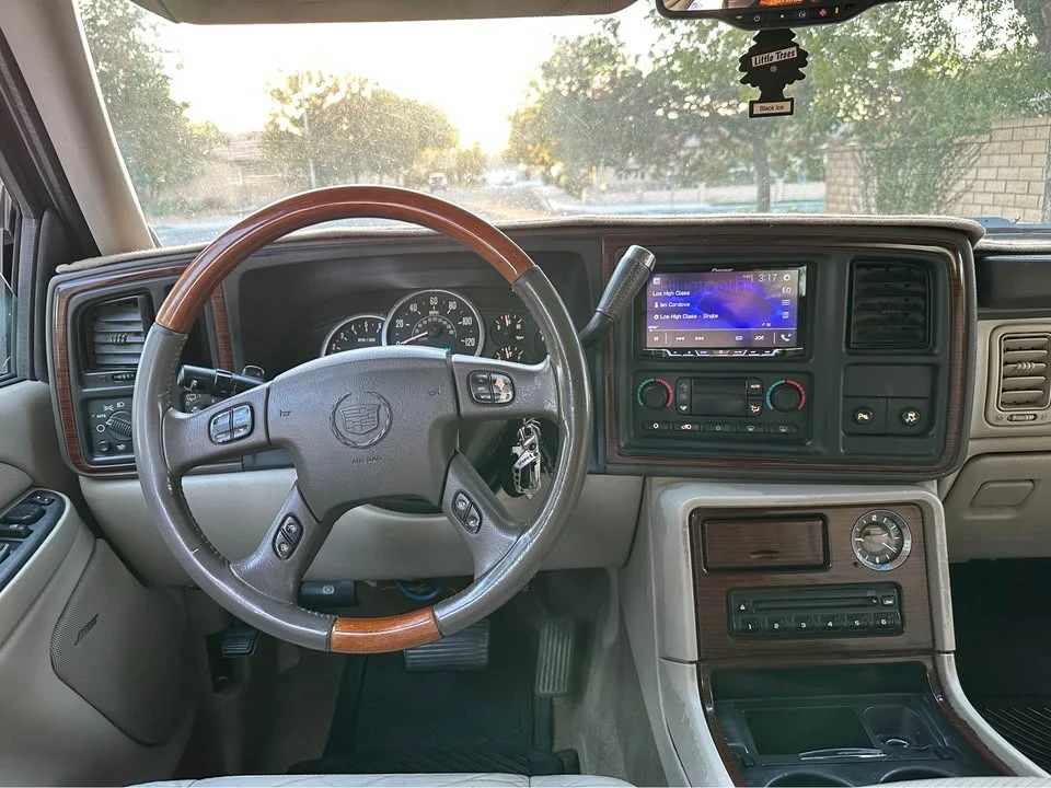 2003 Cadillac Escalade & EXT 2nd Gen - Image 13 of 13