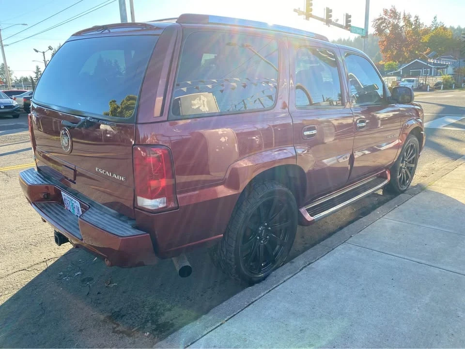 2003 Cadillac Escalade & EXT 2nd Gen - Image 2 of 9